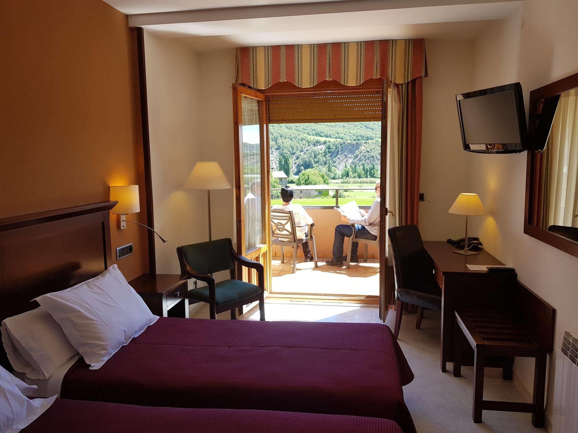Hotel Turmo Labuerda Εξωτερικό φωτογραφία