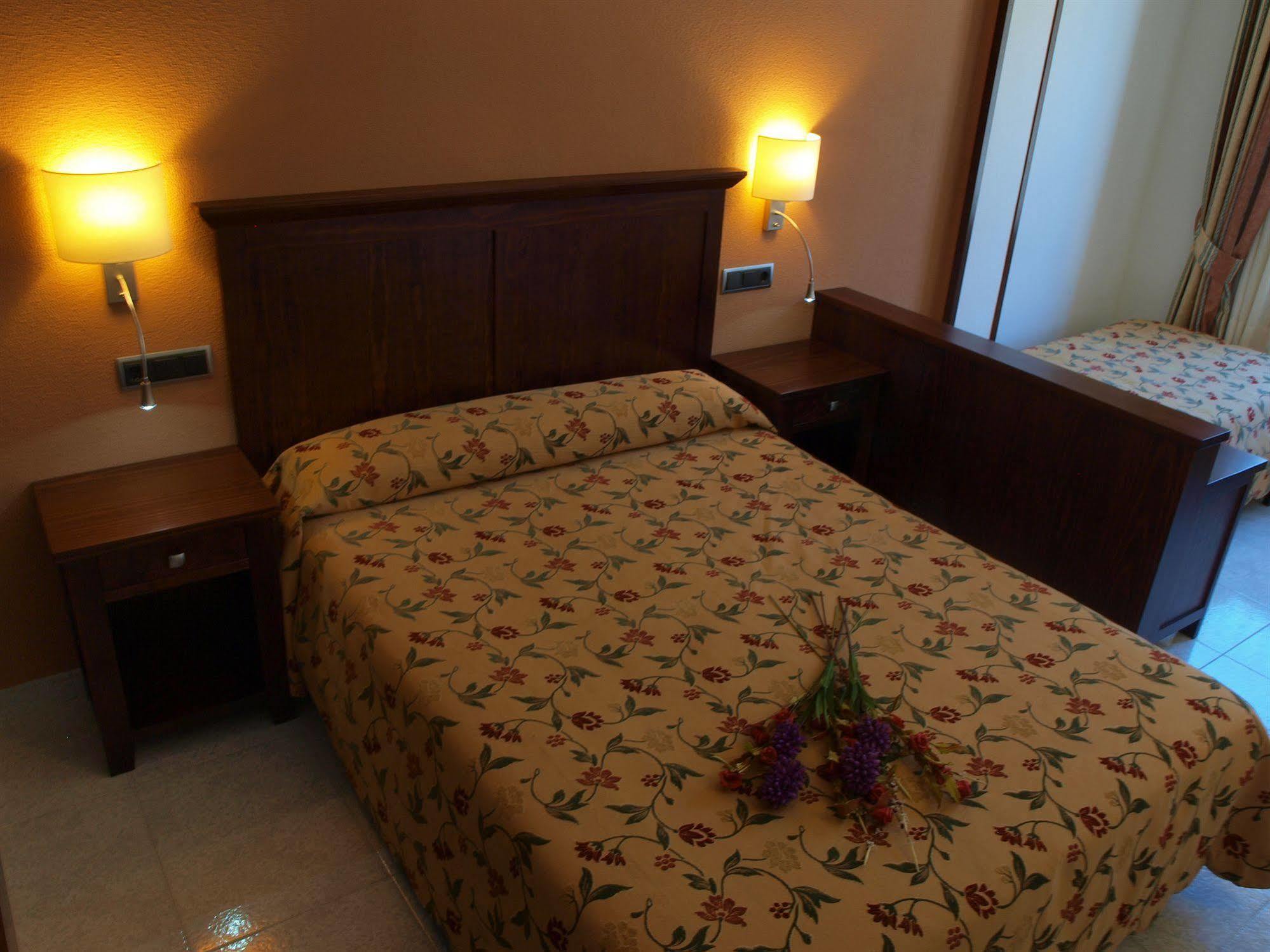 Hotel Turmo Labuerda Εξωτερικό φωτογραφία